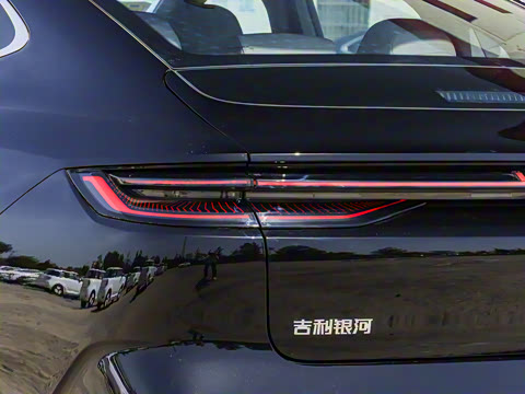 2025�� 130km EM-i ����