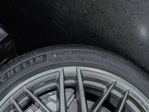 2025�� AMG C 43 4MATIC