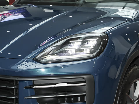 2025�� Cayenne 3.0T ���۰�