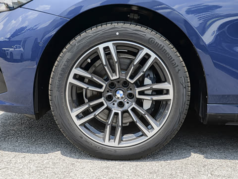 2024�� 530Li ������ M�˶���װ