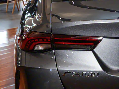 2023�� 270T DCT J15��