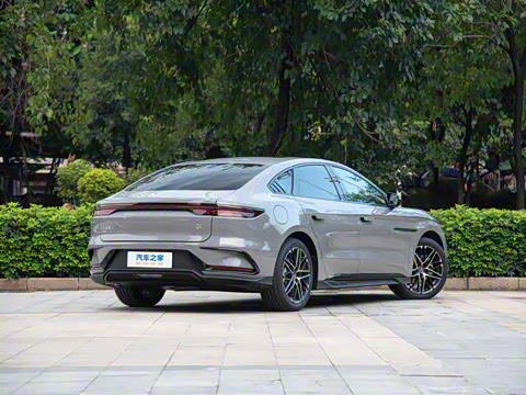 2025�� EV 605KM�����