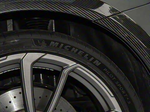 2025�� 4.0T �벮��