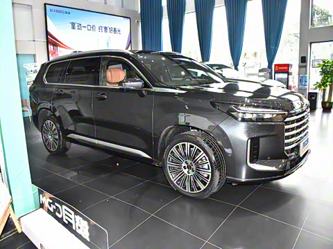 2025�� 180 ��������Ultra���� 7��