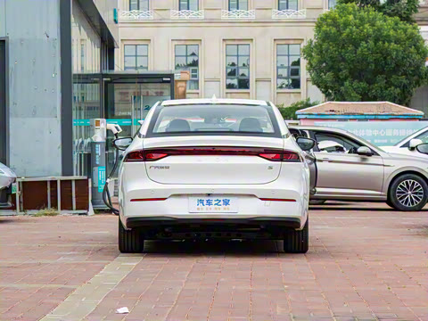 2023�� �� 580 �������