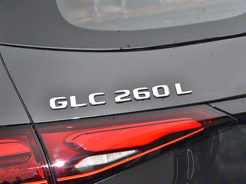 2025�� GLC 260 L 4MATIC ������