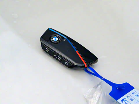 2024�� xDrive M60