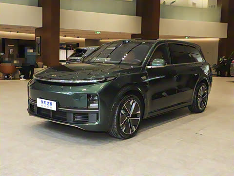 2025�� Ultra ���ܻ��°�