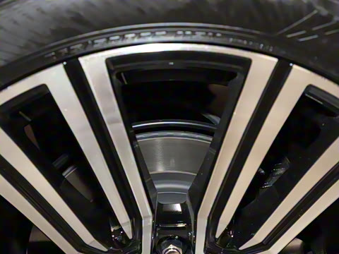 2025�� 700h ����