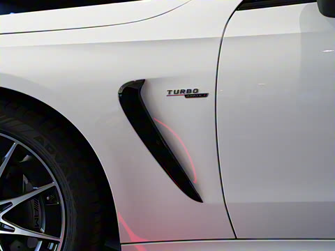 2025�� AMG CLE 53 4MATIC+ ���ܳ�