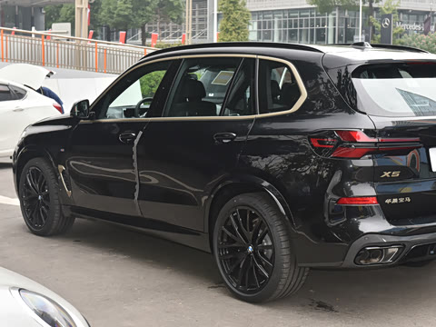 2024�� xDrive 40Li �����ͺ���������