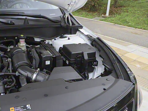 2025�� 2.0T �������������