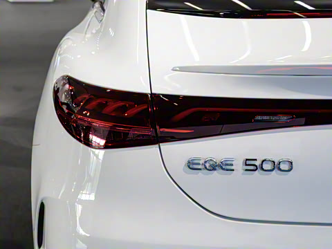 2025�� 500 4MATIC ������