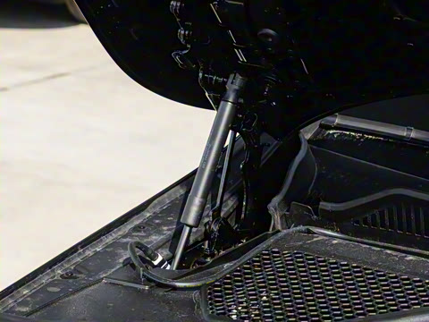 2025�� 225i M�˶���ҹ��װ