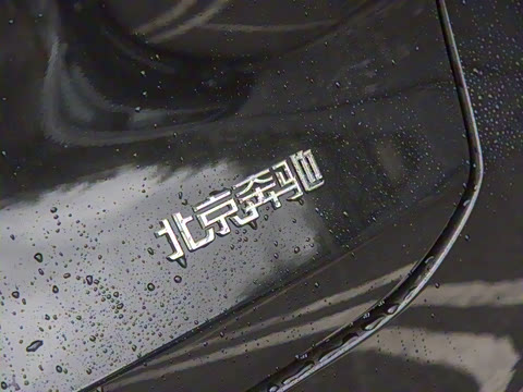 2025�� GLC 260 L 4MATIC ������