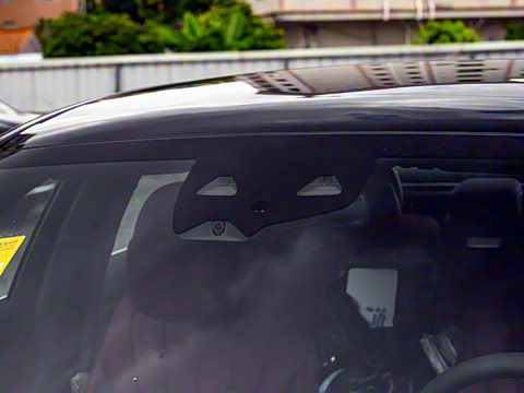 2025�� E 300 L ������