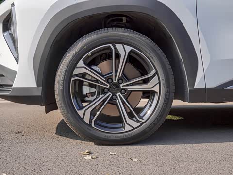 2025�� EM-i 115km ̽��+��