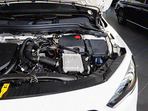 2025�� �Ŀ� GLA 200