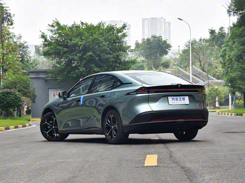 2024�� 230Max���̰�