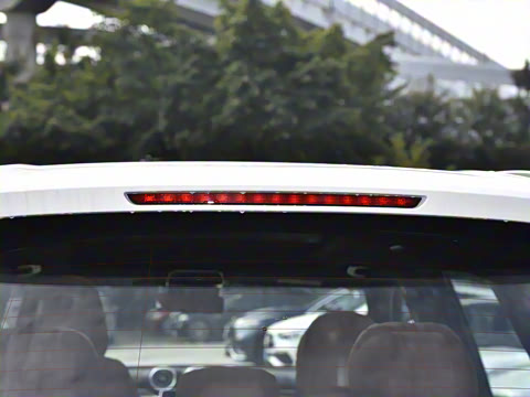 2025�� 350 e L 4MATIC ��ذ�