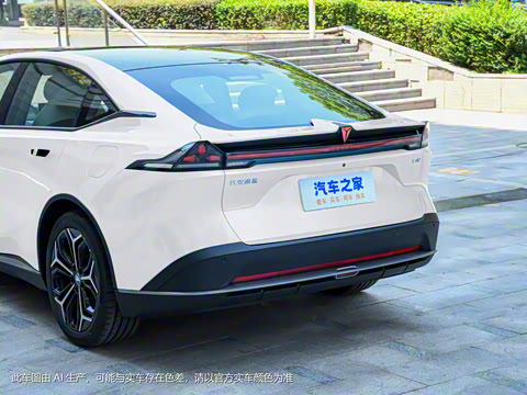 2024�� 300MaxǬ���Ǽ�ADS SE���̰�