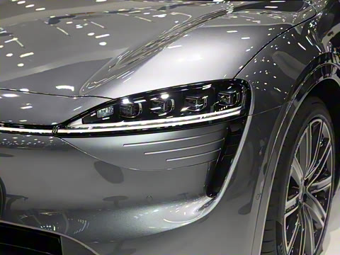 2024�� ���� 736km UItra