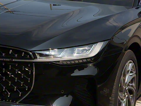 2025�� 2.0T ���ݰ�