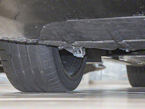 2025�� 102kWh ǩ����