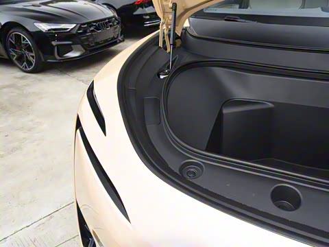 2025�� Max �����