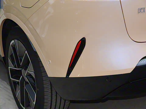 2025�� Max �����