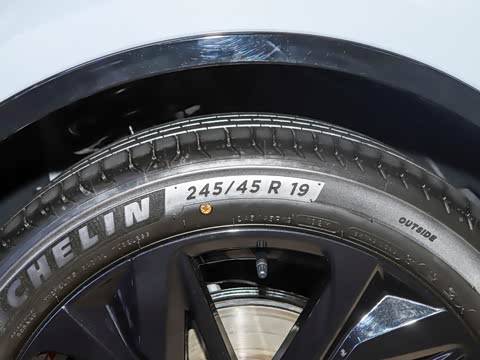 2025�� ����600�����˶���