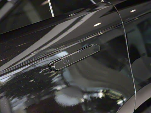 2025�� 400PS Dynamic SE