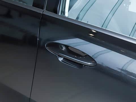 2023�� 60km iD��