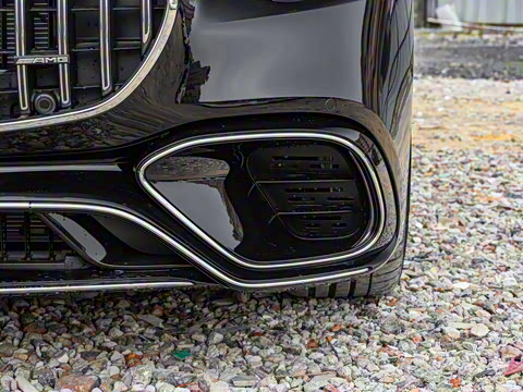 2025�� AMG S 63 L E Performance