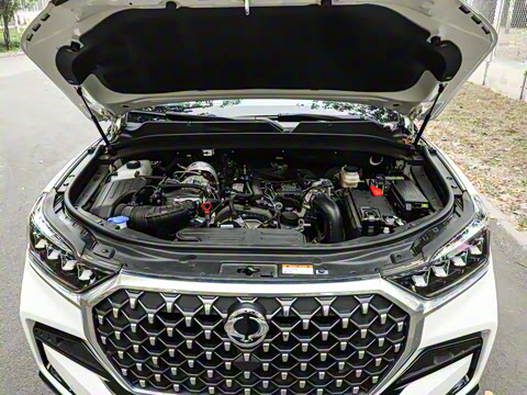 2025�� 2.2T  �����콢�� 5�� ����