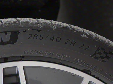 2025�� AMG GLE 53 4MATIC+