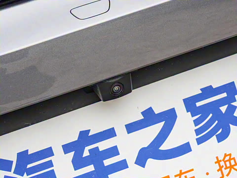 2025�� 2.0T 405 AT������