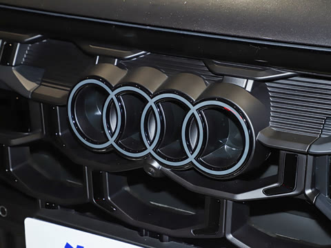 2025�� 55 TFSI quattro S line�˶���