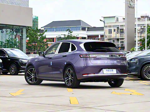 2025�� ���� Ultra ������