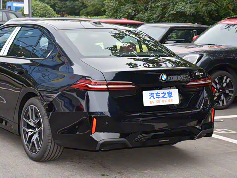 2024�� 530i ������ M�˶���װ