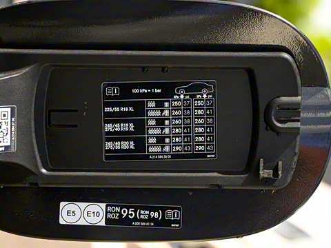 2024�� �Ŀ� E 300 L ʱ����