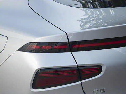 2023�� P7i 702 Max