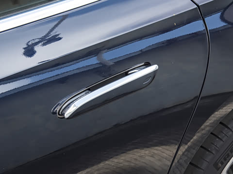 2024�� �Ŀ� E 300 L ʱ����