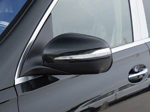 2025�� GLS 480 4MATIC