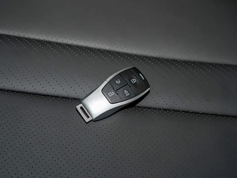 2023�� R500 �������а�