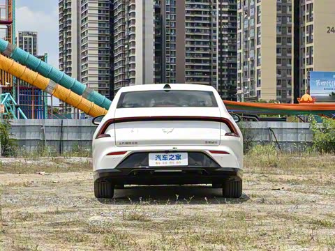 2025�� 610km �����콢��