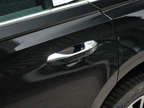 2026�� A8L 45 TFSI quattro ������