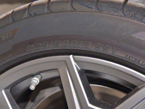 2024�� eDrive 35 L