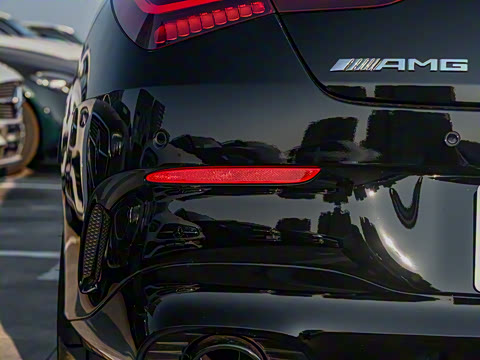 2025�� AMG CLA 35 4MATIC