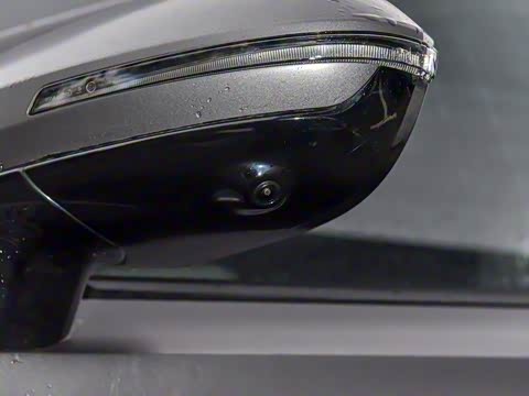 2025�� 2.0T ˫������������� 5��